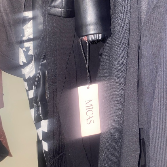 MICAS black faux leather wrap skirt. - Picture 3 of 3